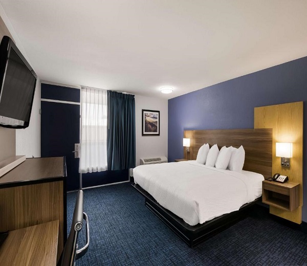 SureStay Plus by Best Western Pigeon Forge